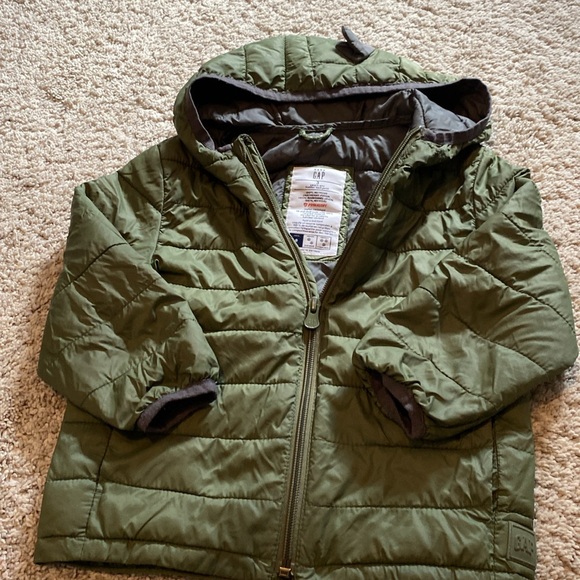 GAP lightweight puffer - Picture 3 of 5